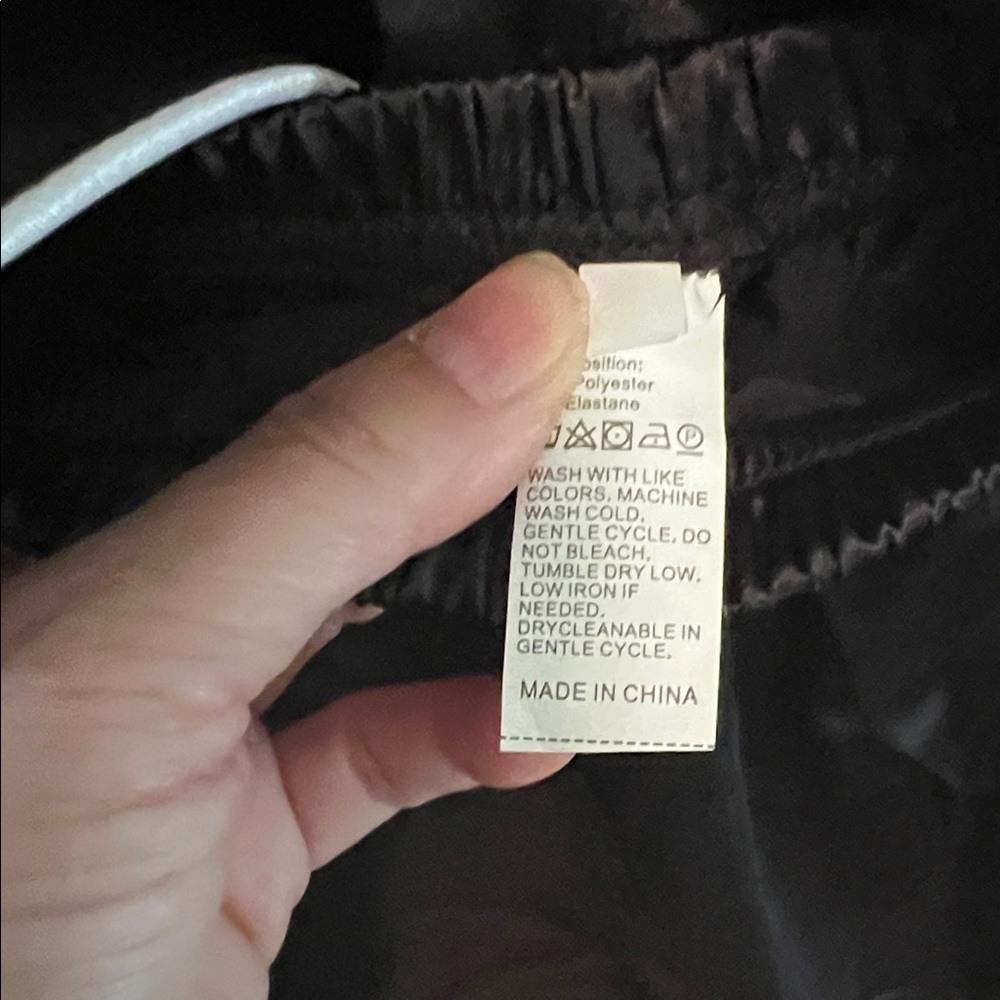 # 0711+ Women Black Satin Pajama Set - Picture 6 of 10